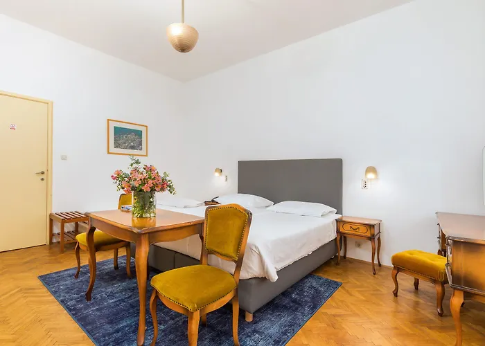 Brijuni Karmen ホテル 2*